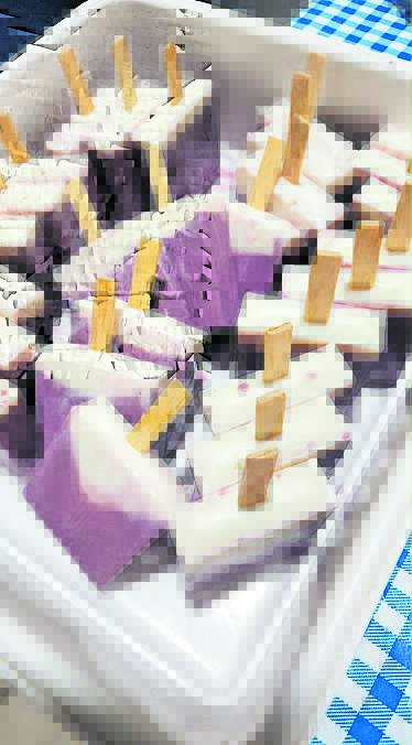 Apoyan talento matemático con helado