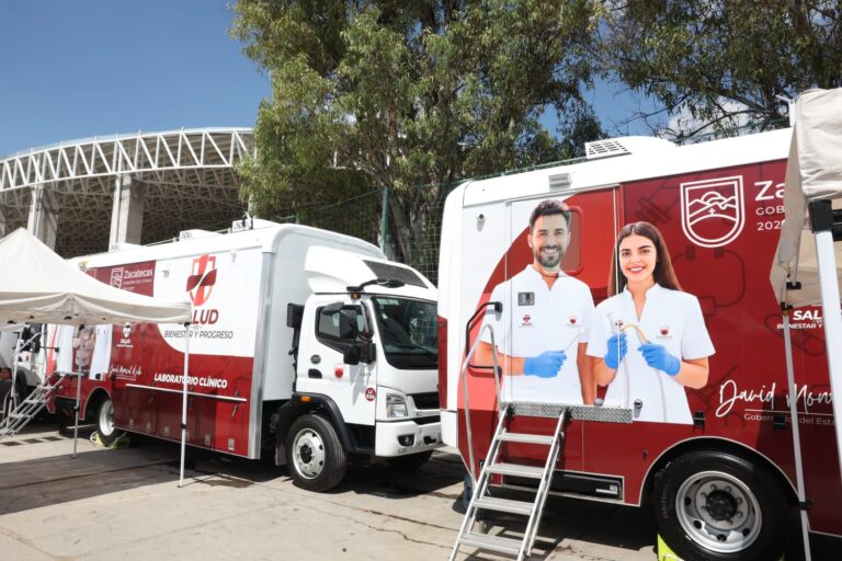 Beneficia Caravana de la Salud a loretenses con servicios médicos