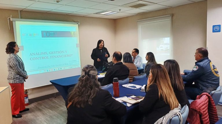 Participan 30 prestadores de servicios en capacitación financiera