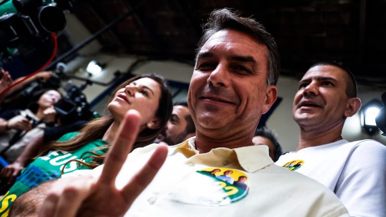 Brasil apunta al regreso de la derecha: Bolsonaro gana la primera vuelta