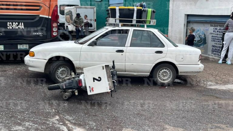 Chocan moto y camión de transporte público; hay un lesionado