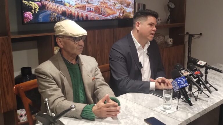Se va Mariano Casas de Morena