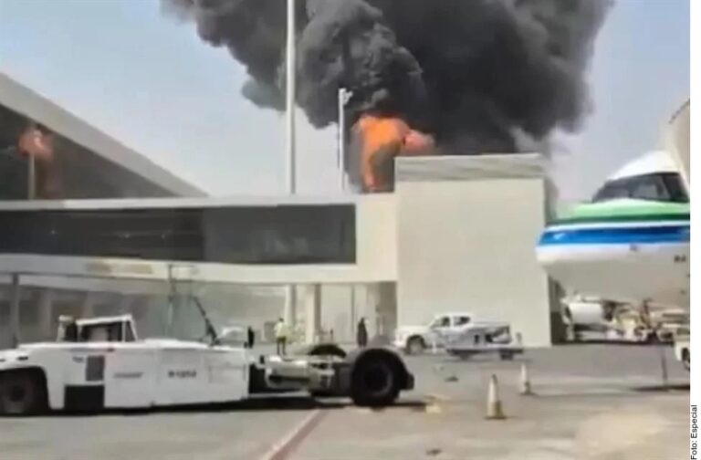 Mueren 12 en ataque a aeropuerto de Arabia