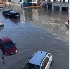 Mueren 2 personas por inundaciones en la capital de Libia