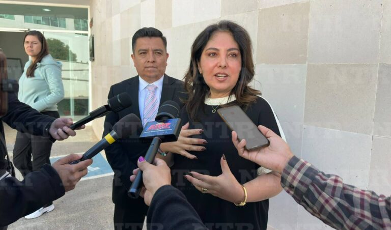 Realizan 11 cirugías de implantes mamarios