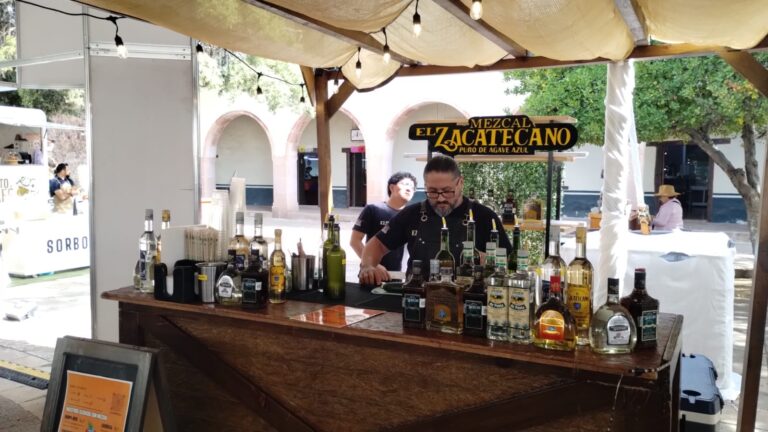 Realizan cuarto Festival del Vino y el Mezcal “De la Raíz a la Copa”
