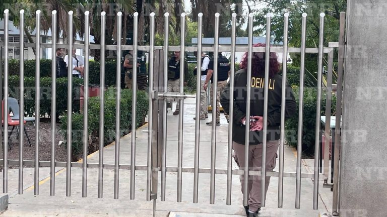 Reportan a alumno armado en el Conalep, pero no lo localizan