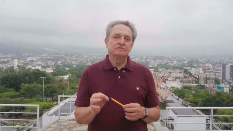 Se registra Pío, hermano de AMLO, para diputación
