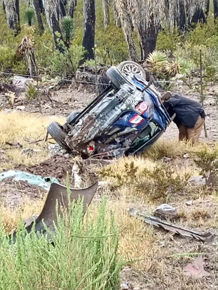 Aparatosa volcadura en Concepción del Oro deja tres lesionados